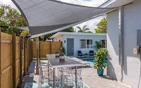 La Vida Delray #4-Lux W/Heated Pool-Best Location!